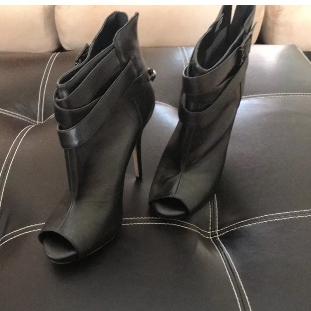 Brand New!!! Black Caitlyn Tersori Booties
